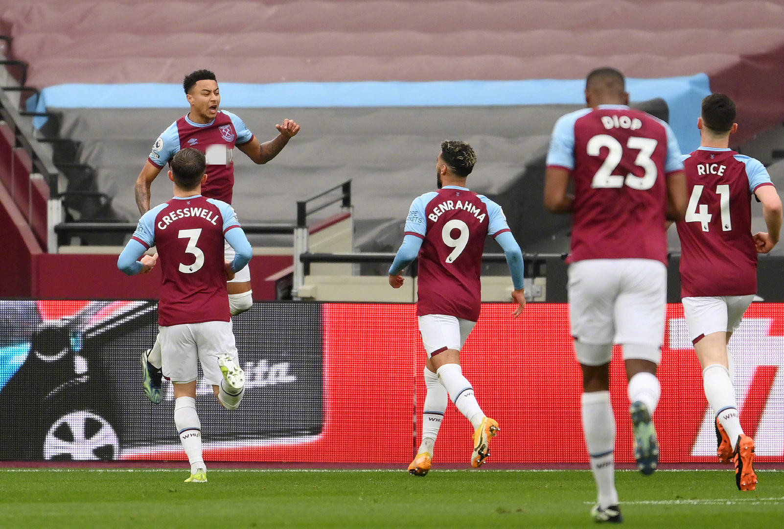 不仅能在赛 不仅能在赛